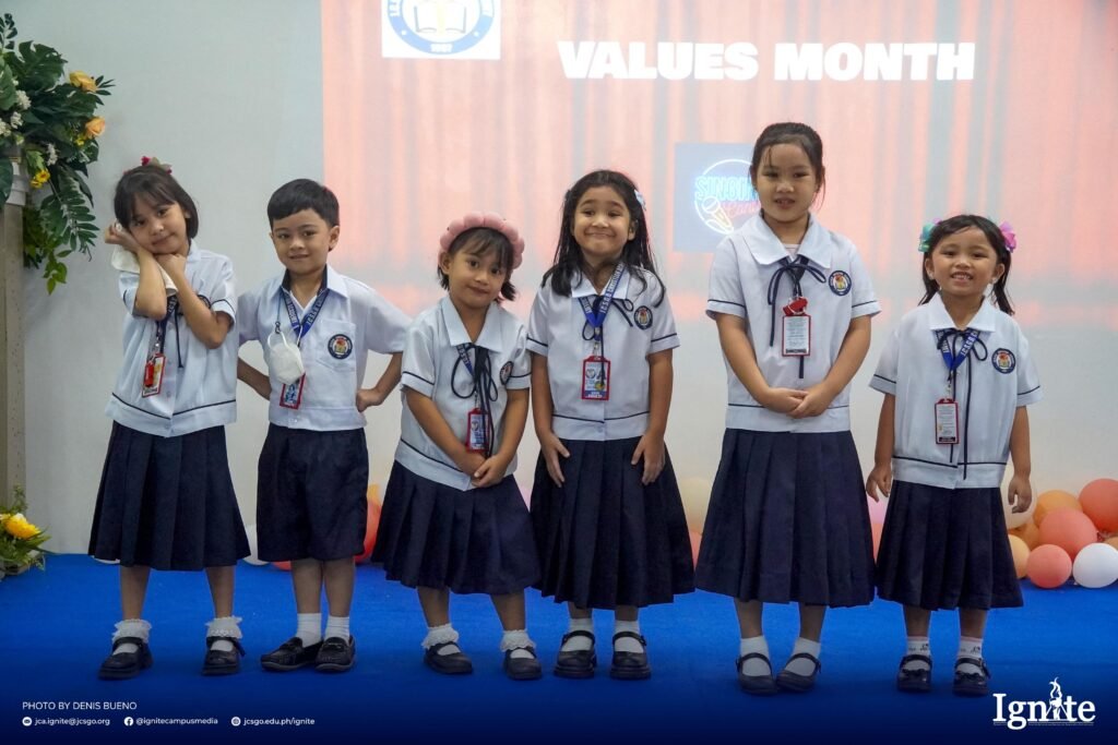 Little voices rise in praise with spirited performances Little voices rise in praise with spirited performances